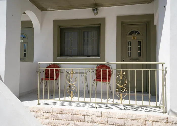 Makis Village-Apartments