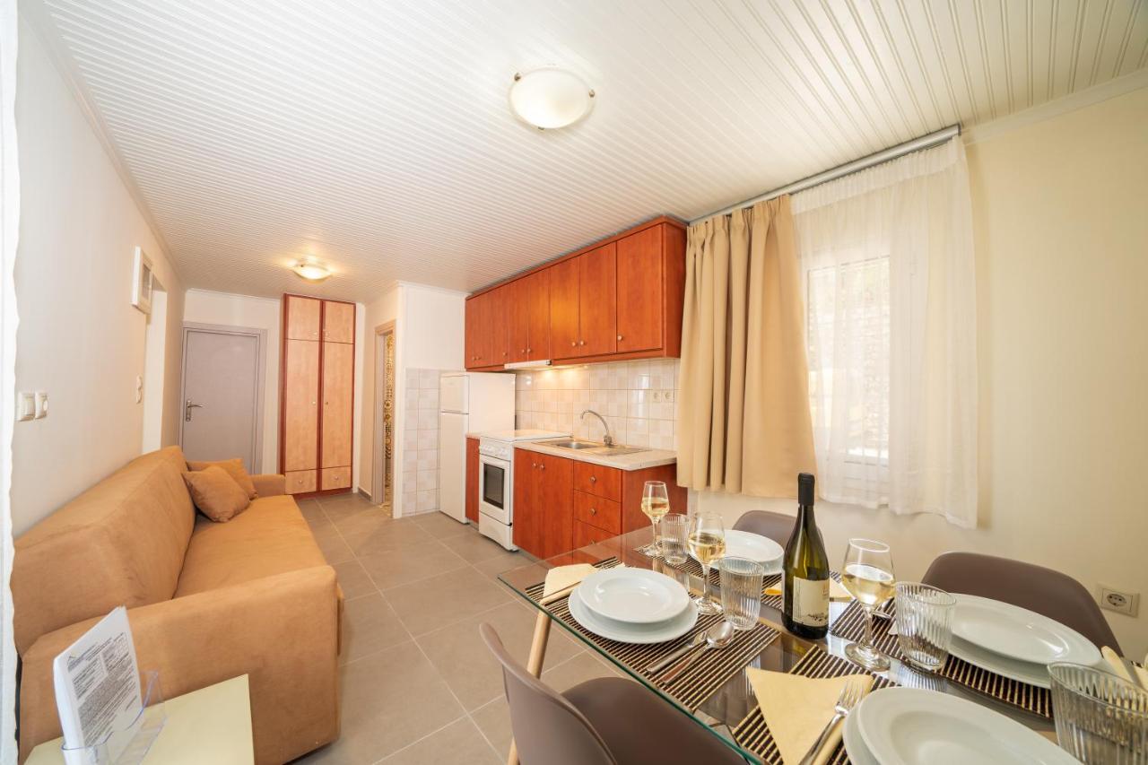 Makis Village-apartments Apartment