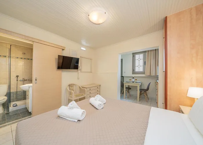 Makis Village-Apartments