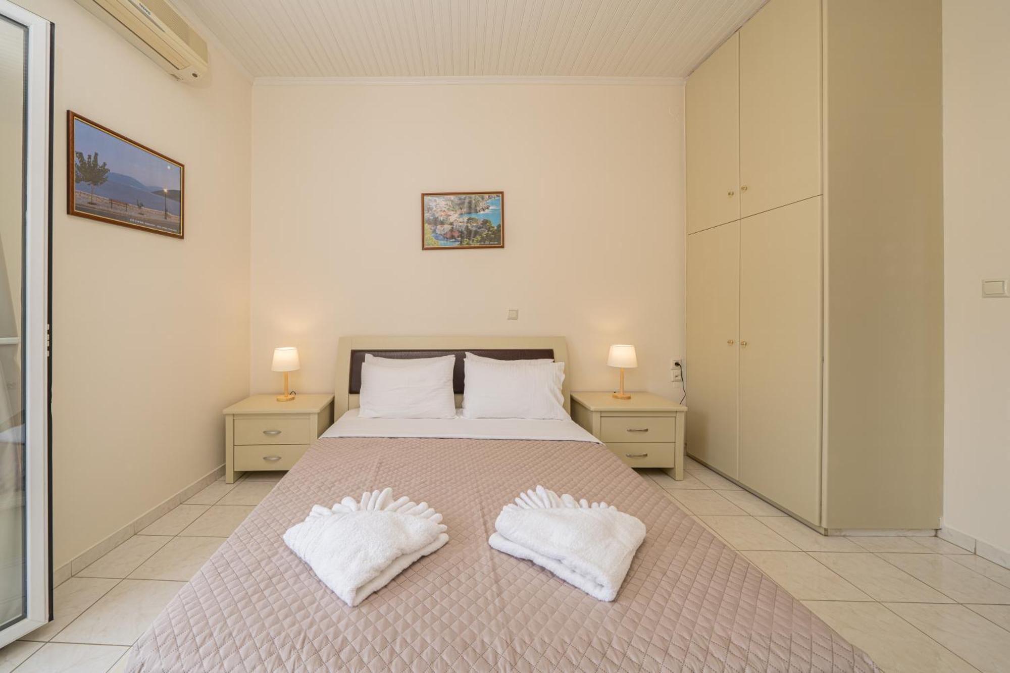Makis Village-apartments * Agia Efimia