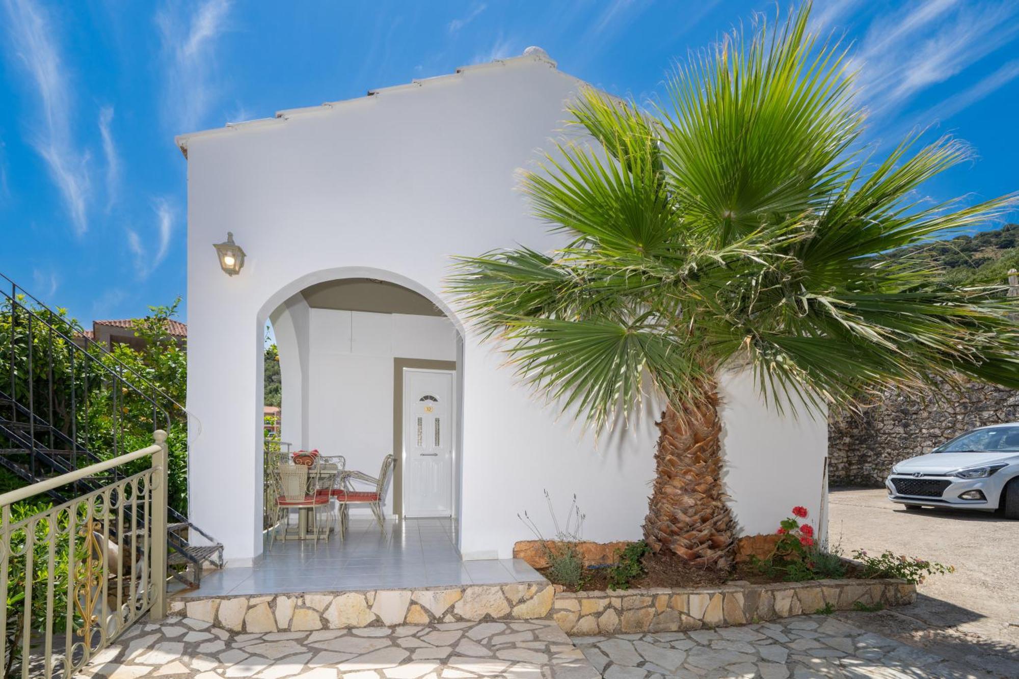 Makis Village-apartments * Agia Efimia