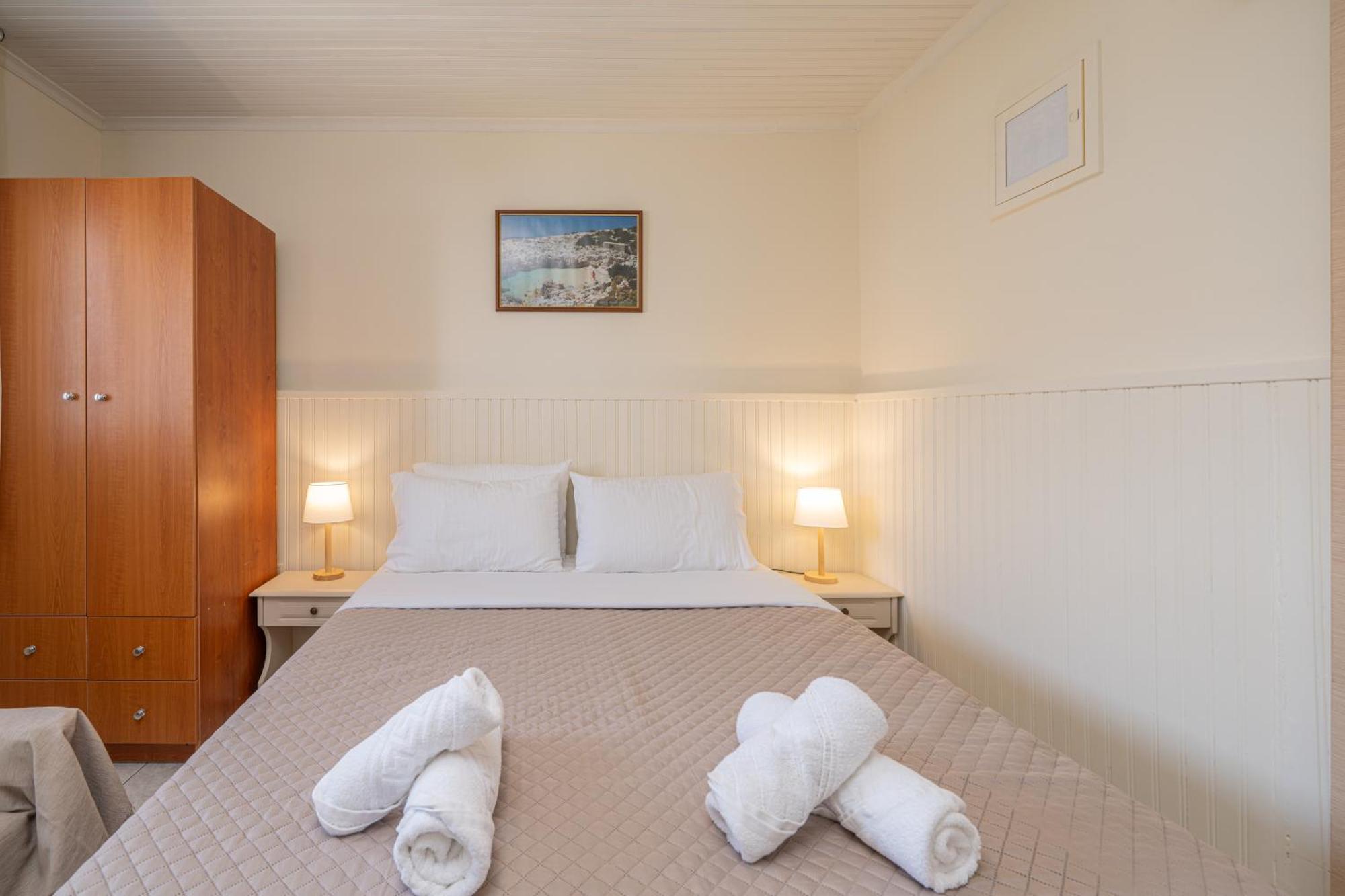 Makis Village-apartments *