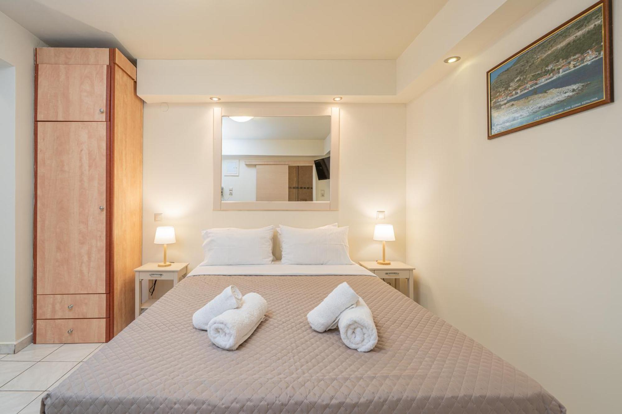 Makis Village-apartments Agia Efimia